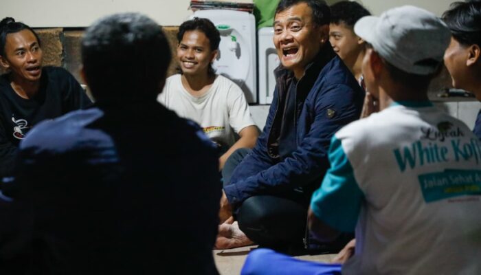 Bertandang dan Bercengkrama dengan Warga di Pos Kamling, Ahmad Luthfi Ingatkan Fungsi Siskamling dan Jogo Tonggo
