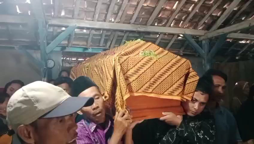 korban kebakaran sumur ilegal blora