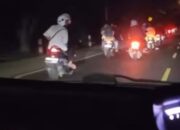 gerombolan orang bersajam