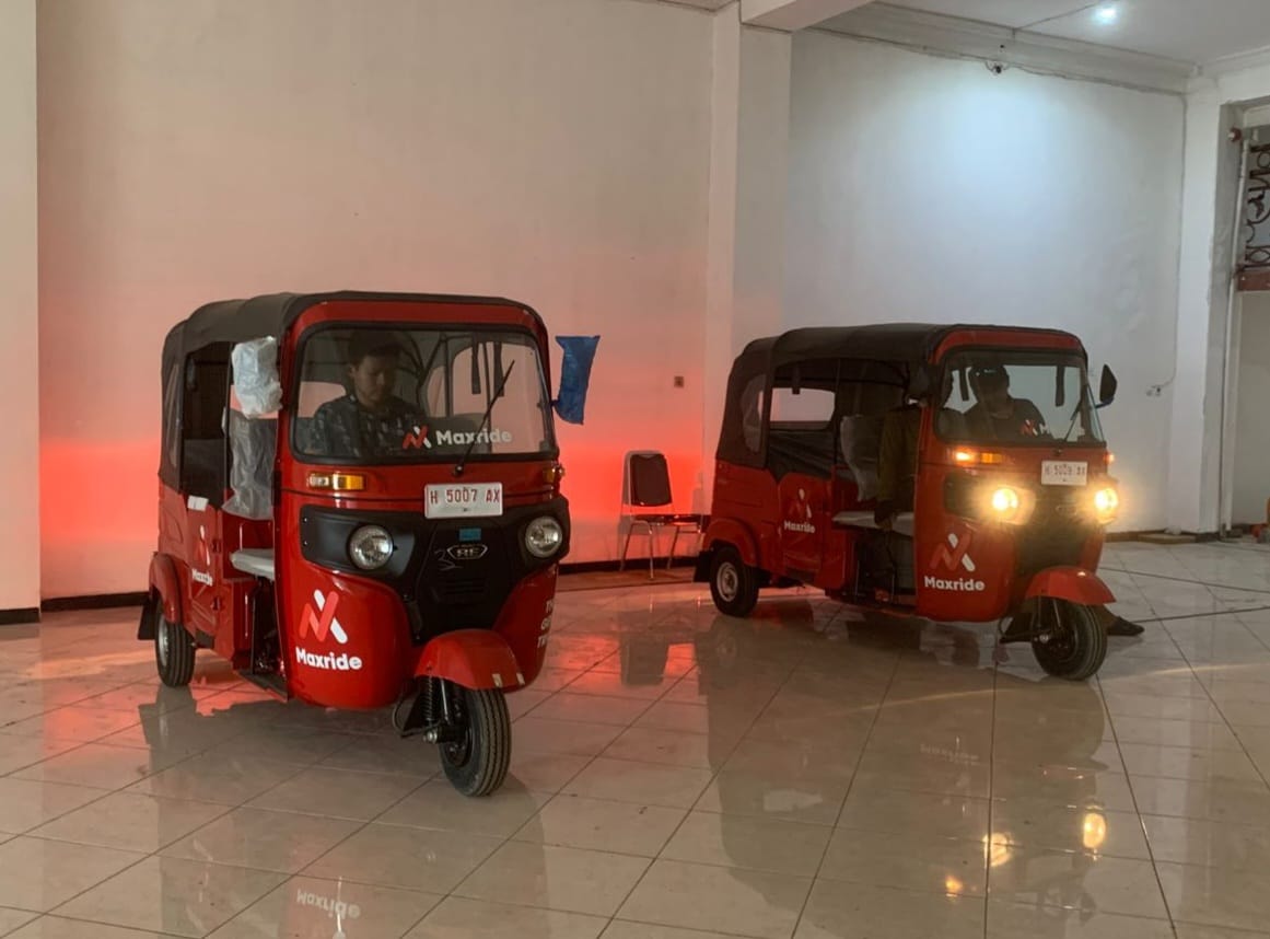 transportasi baru bajaj semarang