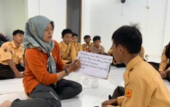 kepala sdn jatisari semarang lia maylani