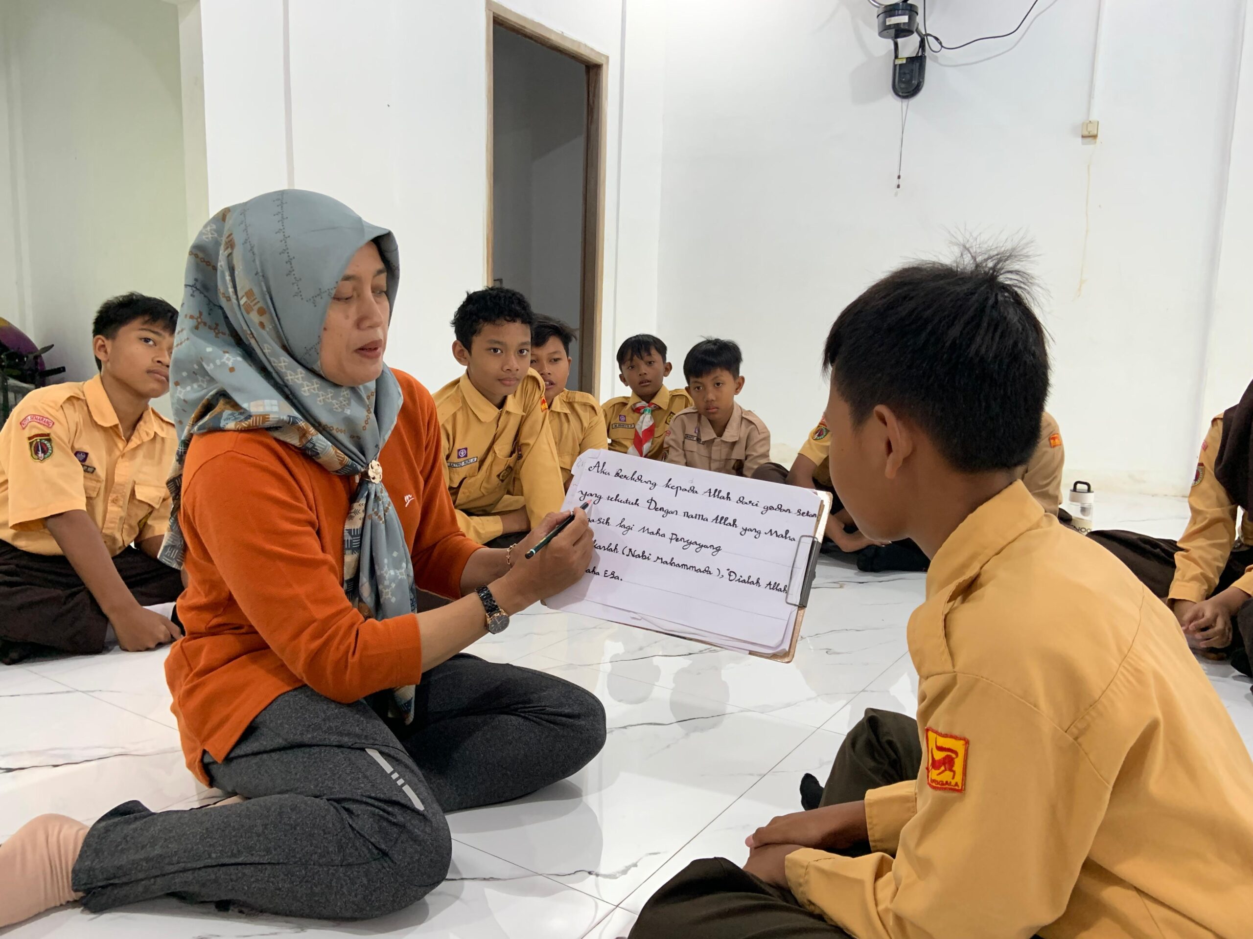 kepala sdn jatisari semarang lia maylani