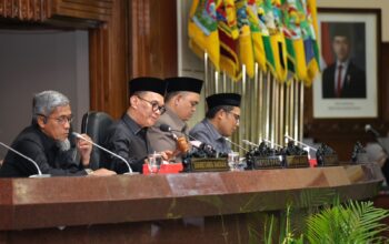 ketua dprd jateng sumanto