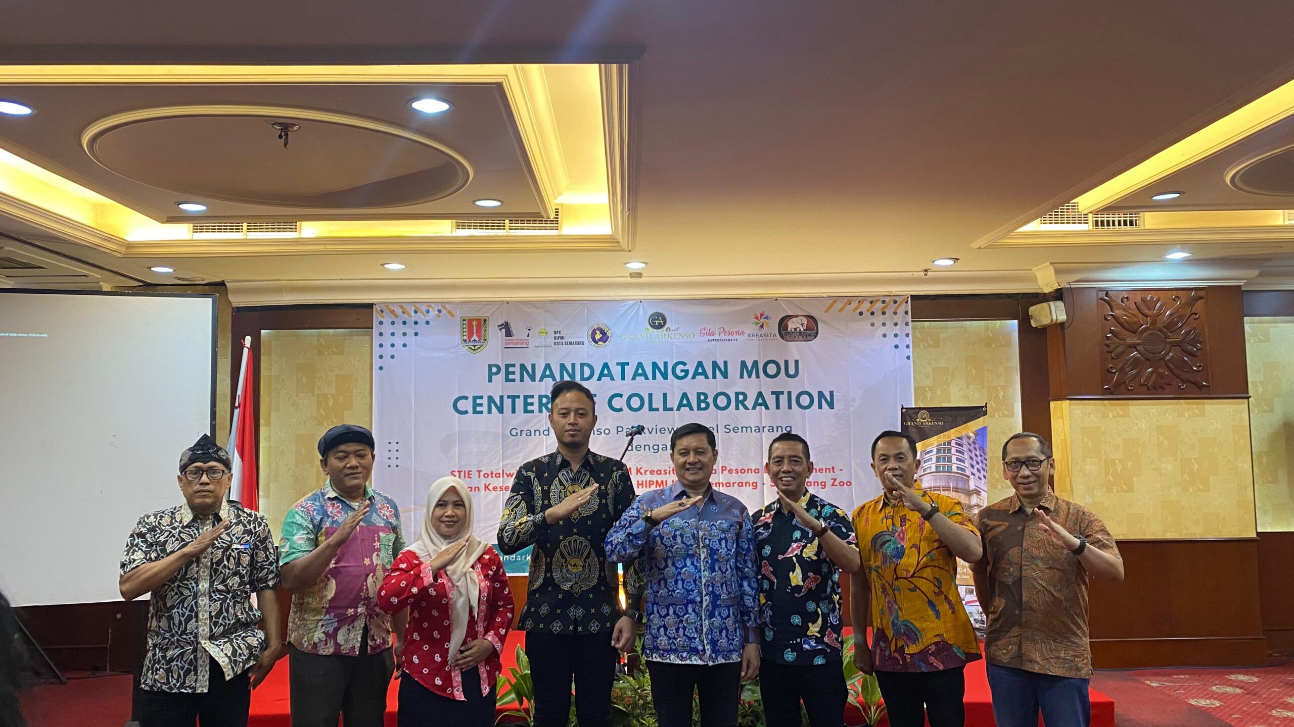 Grand Arkenso Parkview Hotel Semarang resmi mendorong kolaborasi pentahelix melalui peluncuran Center of Collaboration (CoC) UMKM Pariwisata & Ekonomi Kreatif. (Arkenso Hotel)