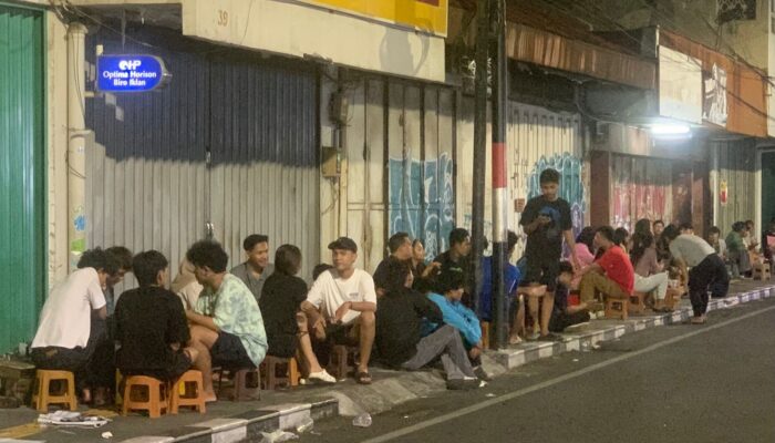 Pekojan Jadi Tongkrongan Baru Anak Skena Semarang, Ramai Malam dengan Hiruk Pikuk Jalanan