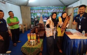 Suasana Pameran Produk Inovasi (PPI) Jateng 2025 di stand Perum Perhutani, Minggu, 28 September 2025. (Dok. Perhutani)