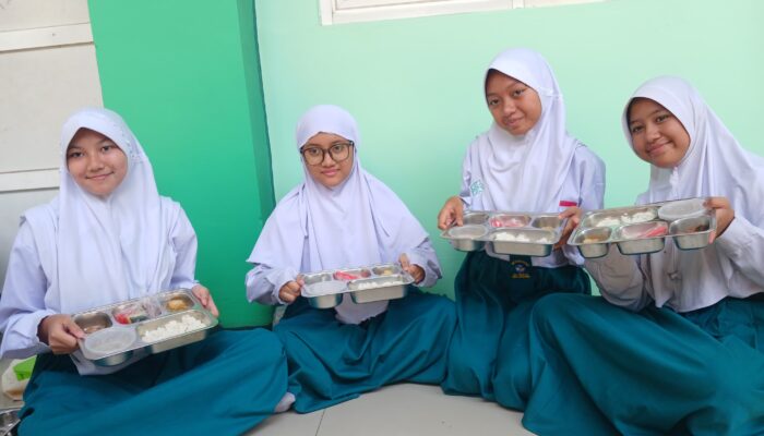 Fokus Program MBG, SMP IT Al-Fateeh Semarang Tak Lagi Langganan Katering