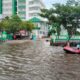 Lima Hari Terendam Banjir, Kaligawe-Genuk Mulai Surut, Depan RSI Sultan Agung Masih Puluhan Senti