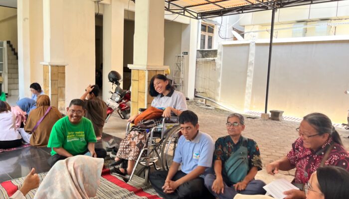 Edukasi Sensibilitas Difabel, Ratusan Peserta Belajar Bareng Bahasa Isyarat di Aula Dinsos Jateng