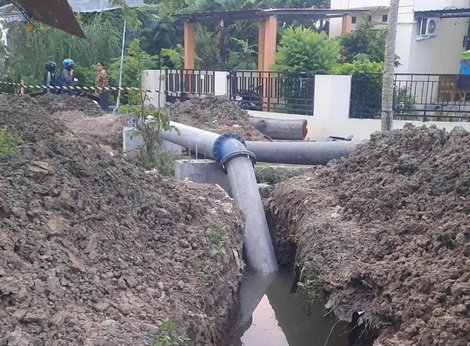 PDAM Tirta Moedal Lakukan Reposisi Jembatan Pipa, Pelanggan Diminta Siapkan Cadangan Air