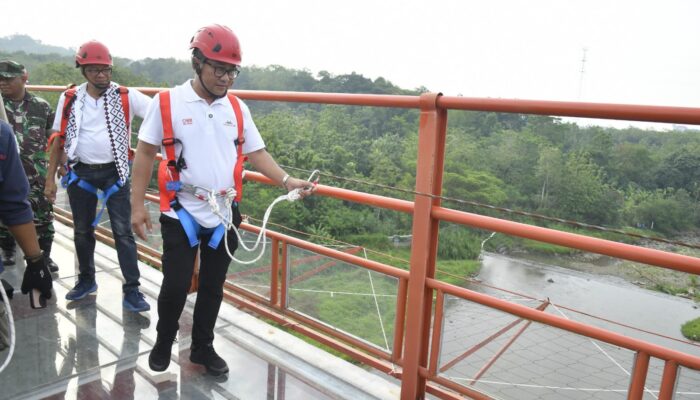 Cek Harga Paket Wisata Tinjomoyo Semarang, Bisa Naik Jeep, River Tubbing hingga Jembatan Kaca