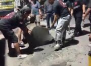 Viral Aspal Jalan di Semarang Bisa Dikupas, Relawan Himpun Dana Lakukan Pengecoran