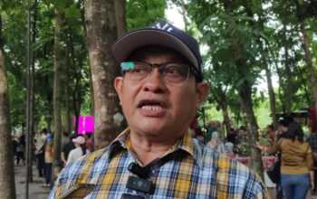 DPU Kota Semarang Klarifikasi Video Viral Relawan Kupas Aspal di Jalan Suratmo