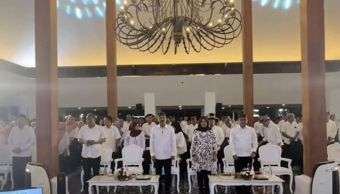 Cek Sekarang! 5 Bansos yang Cair Oktober 2025, Lengkap dengan Jenis & Siapa Saja Penerimanya