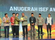 Perkuat Ekosistem Keuangan Syariah, Bank Jateng dapat Penghargaan UUS Pendukung Pembiayaan Ekonomi Syariah Terbaik