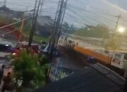 Truk Tabrak Kereta Harina di Perlintasan Kaligawe, Daop 4 Lakukan Pengananan dan Normalisasi Jalur