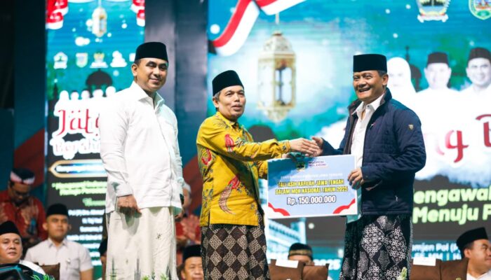 Peringati Hari Santri Nasional, Pemprov Jateng Luncurkan Program Beasiswa Santri dan Pengasuh Pesantren