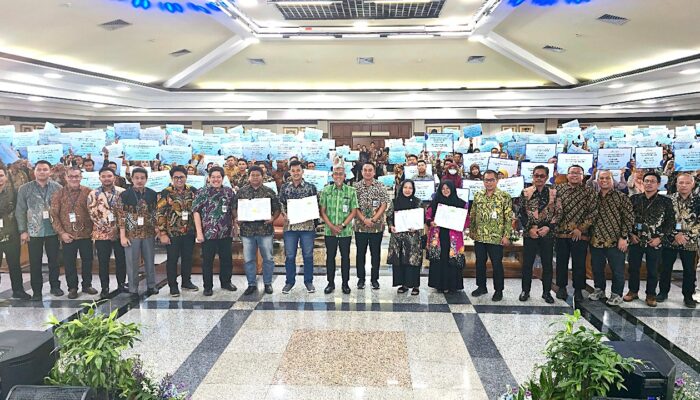 Dukung Akad Massal KUR 800 Ribu UMKM, Bank Jateng Hadirkan 800 Debitur dari Seluruh Jawa Tengah