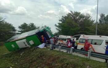 4 Tewas dalam Laka Bus Wisata FKK Bendan Ngisor Semarang di Tol Pemalang