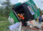 Kronologi Kecelakaan Bus Wisata FKK Bendan Ngisor Semarang Tol Pemalang