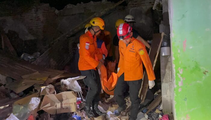 Rumah Tua di Gang Buntu Pecinan Semarang Ambruk, Lima Warga Tertimpa Reruntuhan