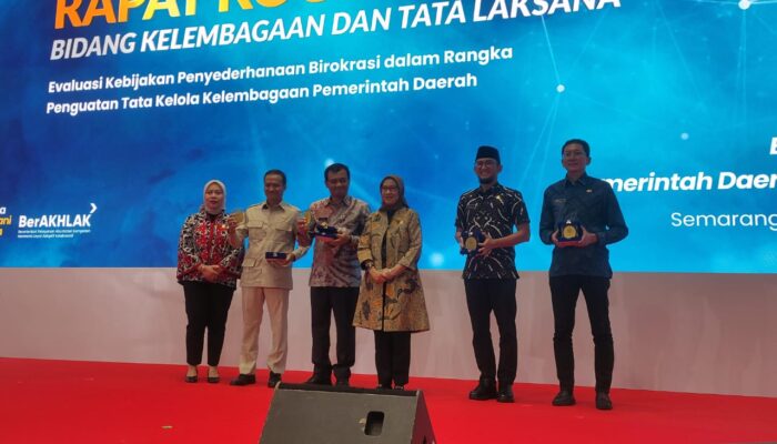 Penyederhanaan Birokrasi Jadi Sorotan Menteri PAN-RB Saat Kunjungi Semarang