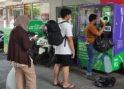 Tukar Botol Plastik Jadi Cuan, Inovasi Hijau Pertamina Lewat RVM