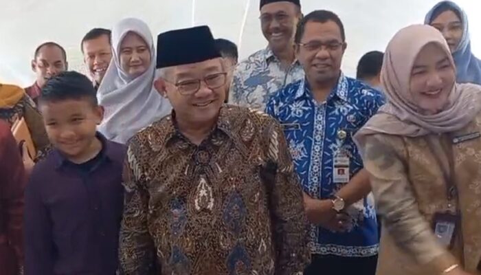 Wacana Sekolah 6 Hari di Jateng Tuai Polemik, Mendikdasmen: Pemda Punya Kewenangan Penuh