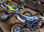 Perbandingan Kawasaki KLX 230 SE vs KLX 230 SM SE: Beda Konsep, Sama Gahar