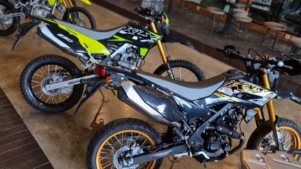 Kawasaki KLX 230
