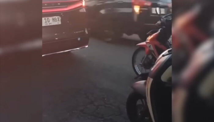 Viral Rombongan Tot-Tot Wuk-Wuk Menko AHY Salip Mobil Sri Sultan HB X, Hersubeno Arief: Mestinya Malu