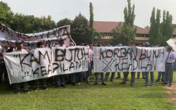Unjuk Rasa SMAN 11 Semarang