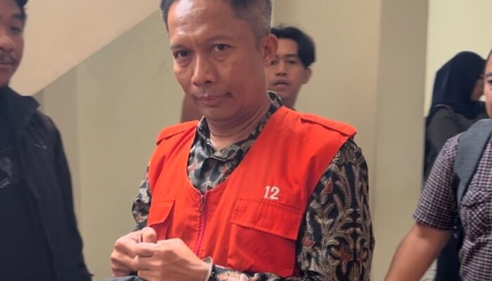 Sidang Perdana, Mantan Sekda Cilacap Awaluddin Muuri Didakwa Rugikan Negara Rp237 Miliar