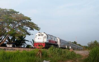 gambar ilustrasi kereta api