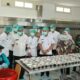 Tinjau SPPG Jebres, Ahmad Luthfi Minta Penerbitan SLHS di Jateng Dipercepat