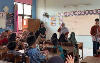 siswa sd semarang belajar bahasa thailand