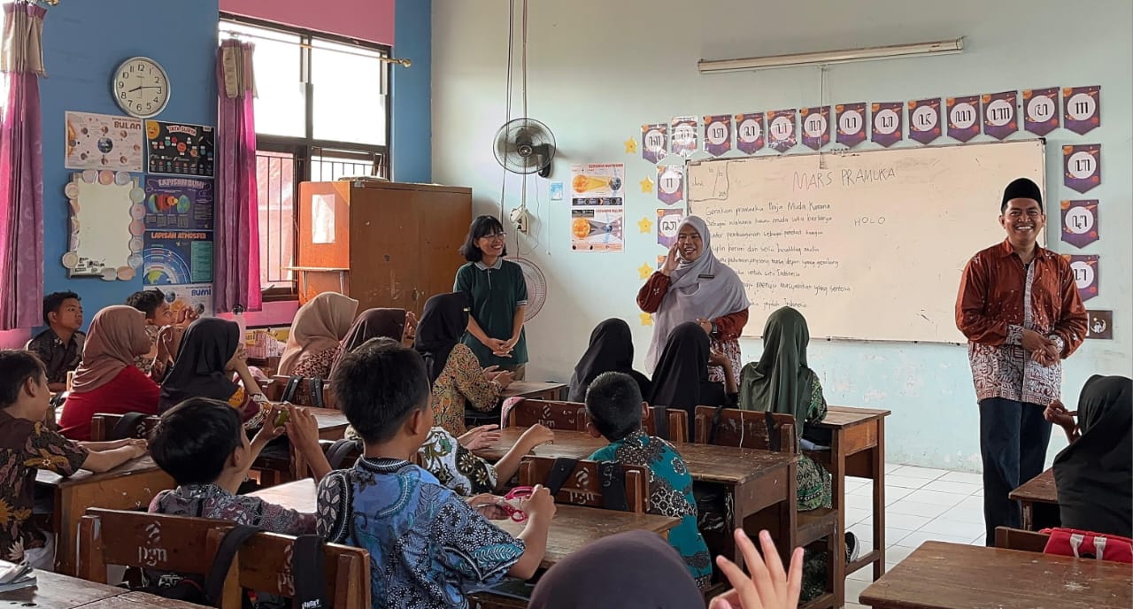 siswa sd semarang belajar bahasa thailand