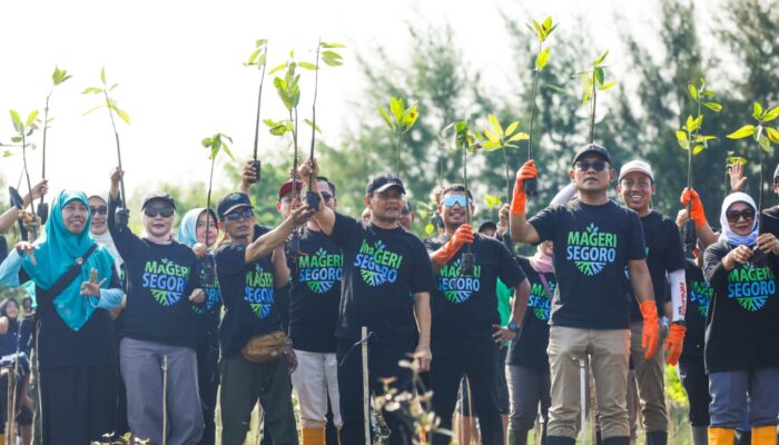 Catat Rekor Muri, Penanaman Jutaan Bibit Mangrove oleh Pemprov Jateng Terbanyak dalam Satu Waktu