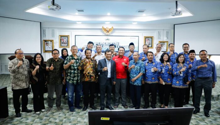 Masih Menunggu Regulasi UMP Jateng, Ahmad Luthfi Serap Aspirasi dari Buruh dan Pengusaha