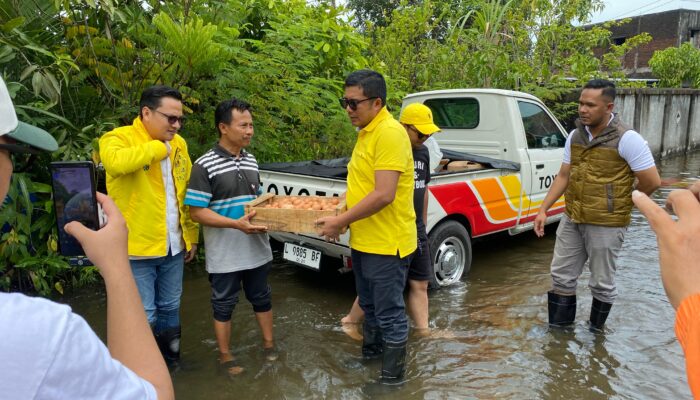 Genuksari Kebanjiran, Mohammad Saleh Datangi Warga dan Bagikan Sembako
