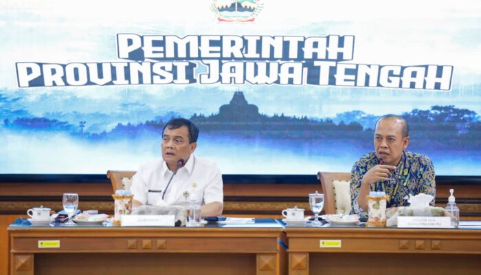 Pimpin Rapat Penanganan Banjir di Jateng, Ahmad Luthfi Minta Percepat Pengerukan Kolam Retensi Terboyo