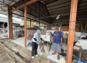 pembersihan pasar rakyat Sidomakmur Blora.