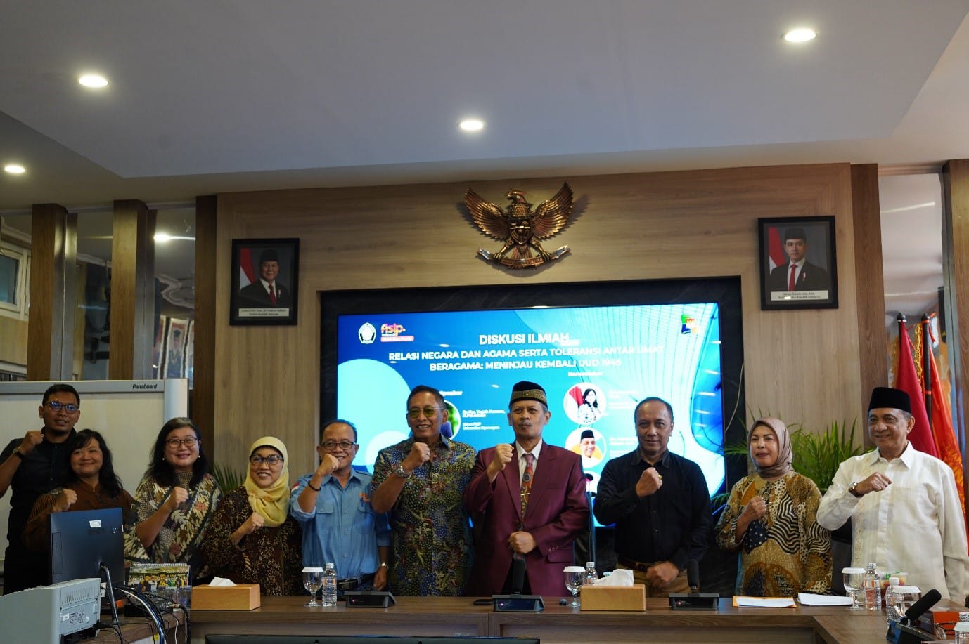 Kegiatan Diskusi dalam Forum Kaji Ulang UUD NRI 1945. (Dok)