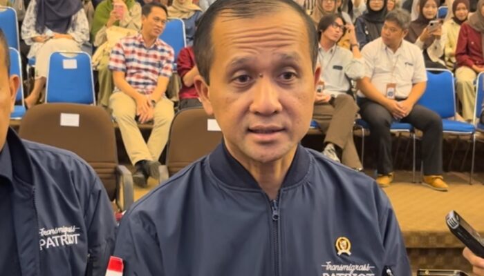 Ada Seribu Kuota Beasiswa Patriot, Lulusan Universitas Top Akan Transmigrasi ke Batam hingga Papua