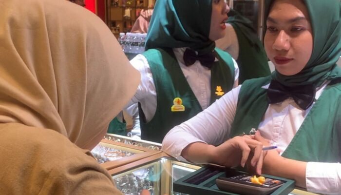 Harga Global Terus Meroket, Toko Emas di Semarang: Masyarakat Semakin Ingin Beli untuk Investasi