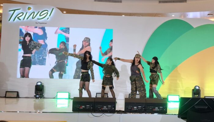 Aksi Seru Para Dancer K-Pop Warnai Festival Tring by Pegadaian di Queen City Mall Semarang