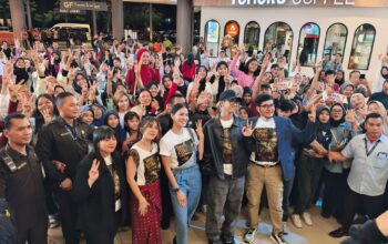 Aulia Sarah dan Adinda Thomas Bikin Heboh Meet and Greet Sosok Ketiga Lintrik di Uptown Mall Semarang