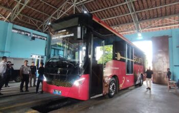 Bus Listrik Trans Semarang Mulai Uji Coba, Warga Bisa Naik Gratis!