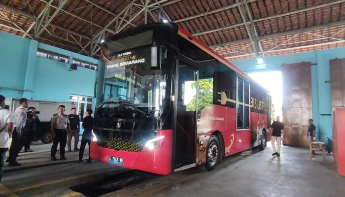 Bus Listrik Trans Semarang Mulai Uji Coba, Warga Bisa Naik Gratis!