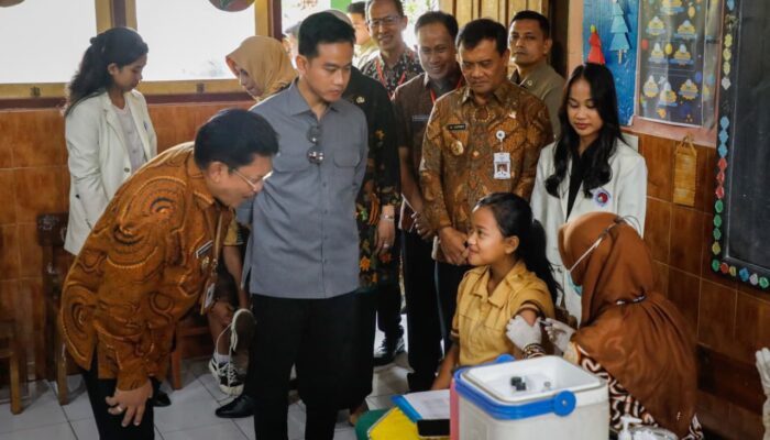 Gubernur Jateng Dampingi Wapres RI Tinjau di Salatiga, CKG dan Speling Terus Digencarkan